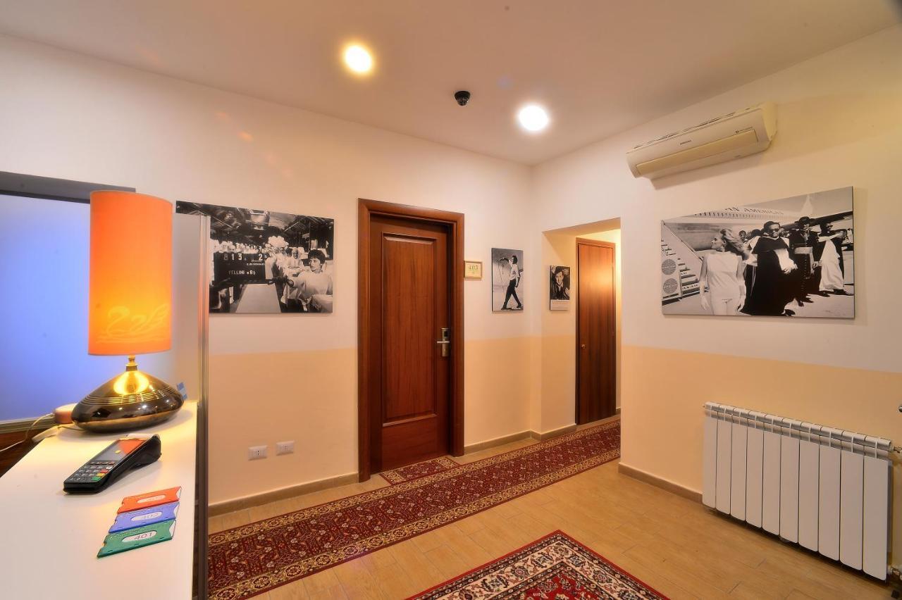 Camera Singola con Bagno Privato